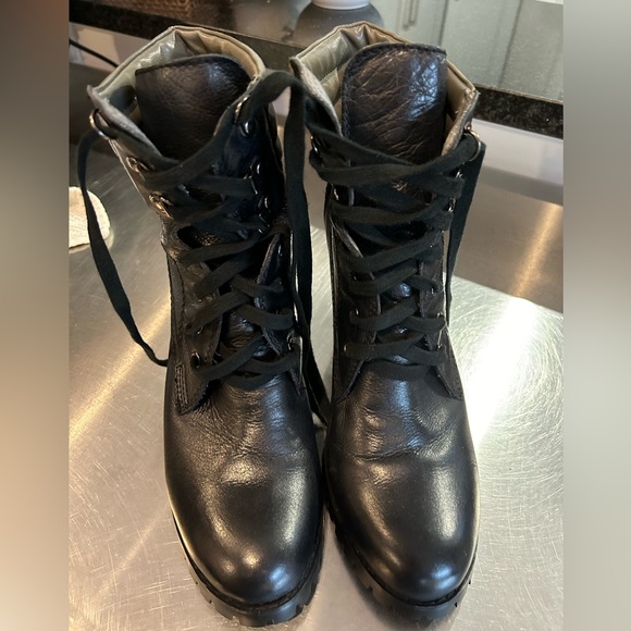 Stylish military boots - Picture 3 of 9